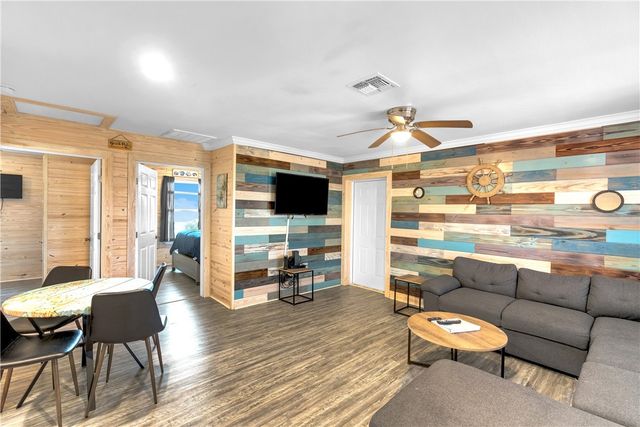 403 S 10th St 7A&B, Port Aransas, TX 78373