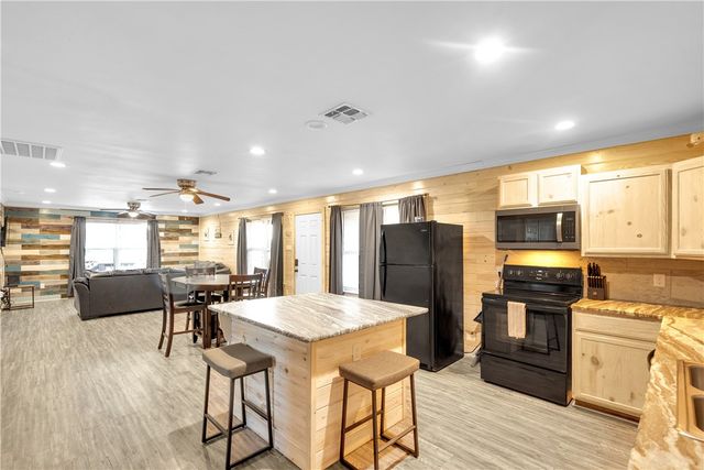 403 S 10th St 7A&B, Port Aransas, TX 78373