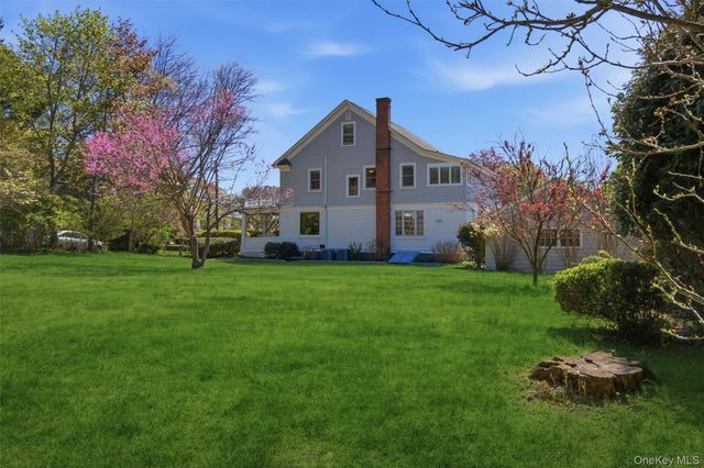 2 Brooklyn Avenue, Stony Brook, NY 11790