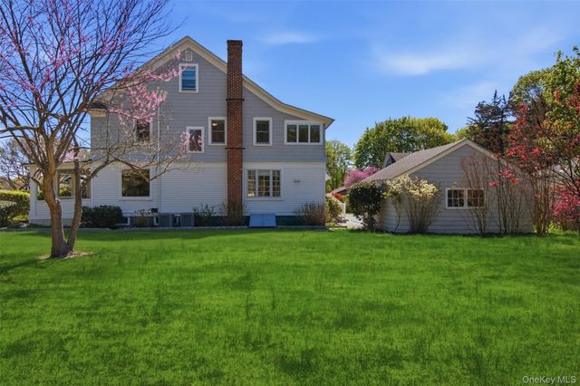 2 Brooklyn Avenue, Stony Brook, NY 11790