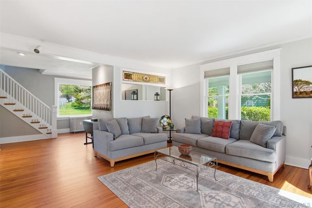 2 Brooklyn Avenue, Stony Brook, NY 11790