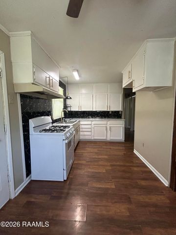605 Choctaw Drive, Opelousas, LA 70570