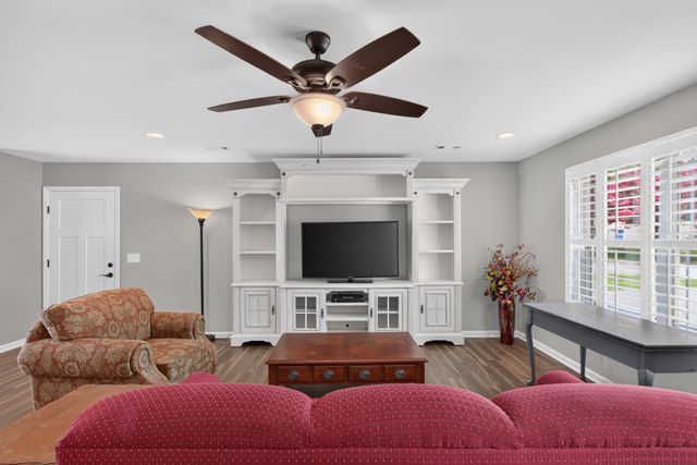 108 Dogwood Ct, Shelbyville, TN 37160