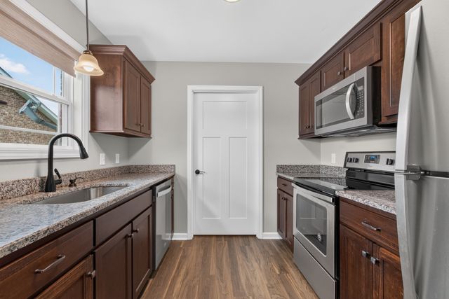 108 Dogwood Ct, Shelbyville, TN 37160