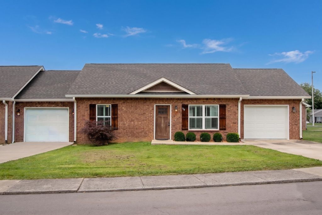 108 Dogwood Ct, Shelbyville, TN 37160