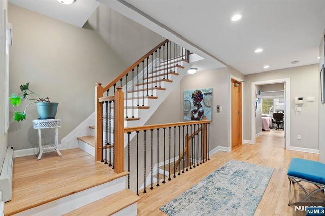 88B Myrtle Avenue, Edgewater, NJ 07020