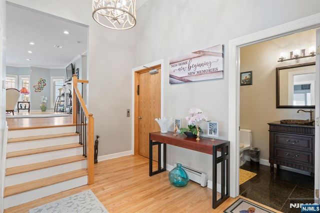 88B Myrtle Avenue, Edgewater, NJ 07020