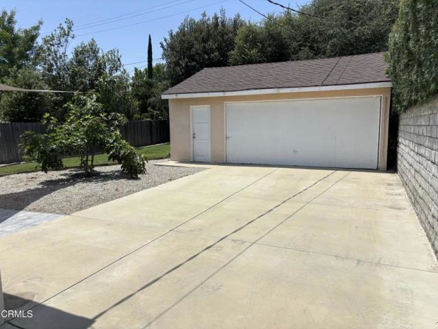 1725 Harding Avenue, Altadena, CA 91001