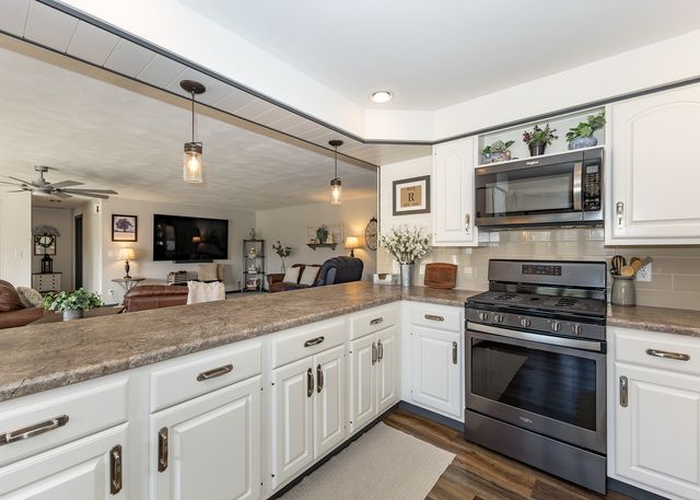 13148 N 2550th Avenue, Geneseo, IL 61254