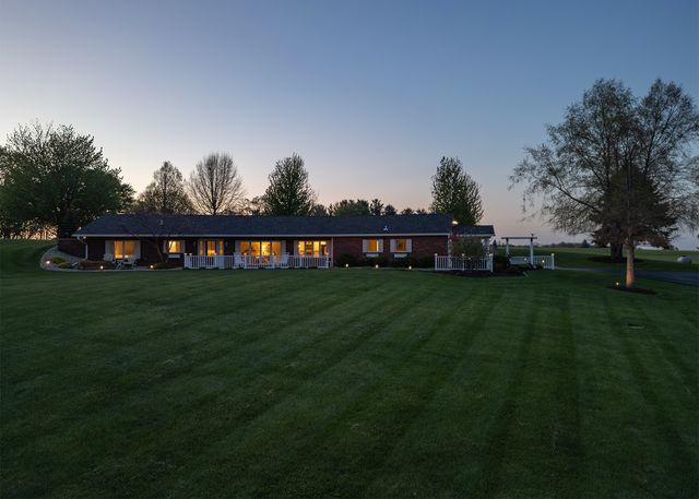 13148 N 2550th Avenue, Geneseo, IL 61254