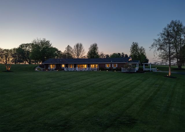13148 N 2550th Avenue, Geneseo, IL 61254