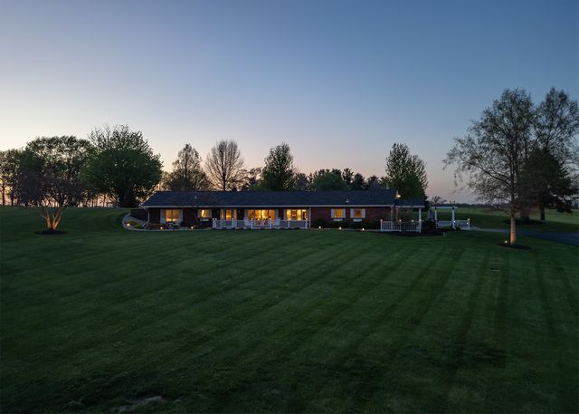 13148 N 2550th Avenue, Geneseo, IL 61254