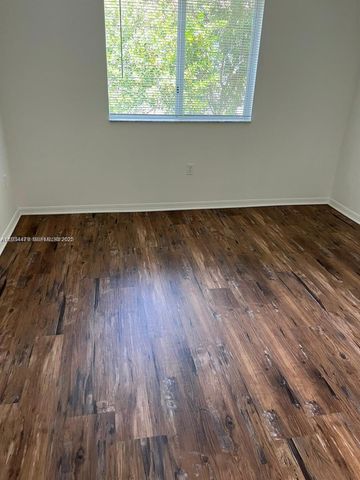 2911 SE 13th Rd 204-40, Homestead, FL 33035