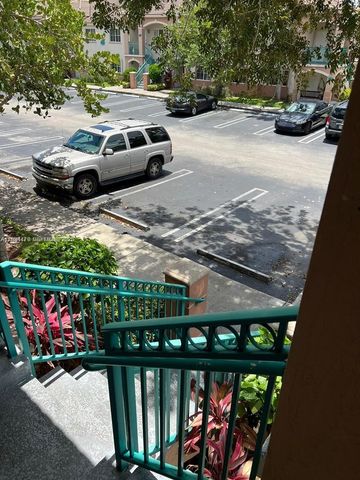 2911 SE 13th Rd 204-40, Homestead, FL 33035