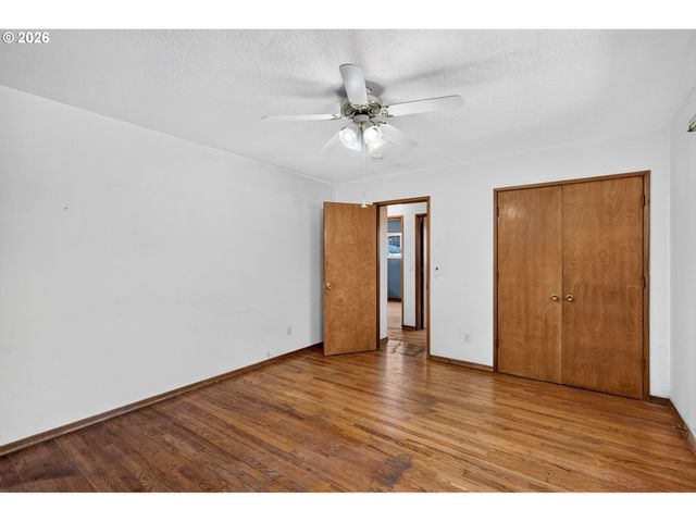 4545 Se FRANKLIN St, Portland, OR 97206