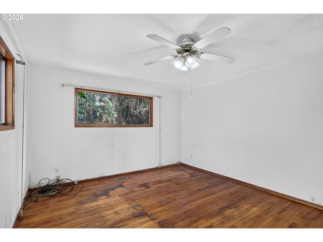 4545 Se FRANKLIN St, Portland, OR 97206