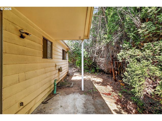 4545 Se FRANKLIN St, Portland, OR 97206