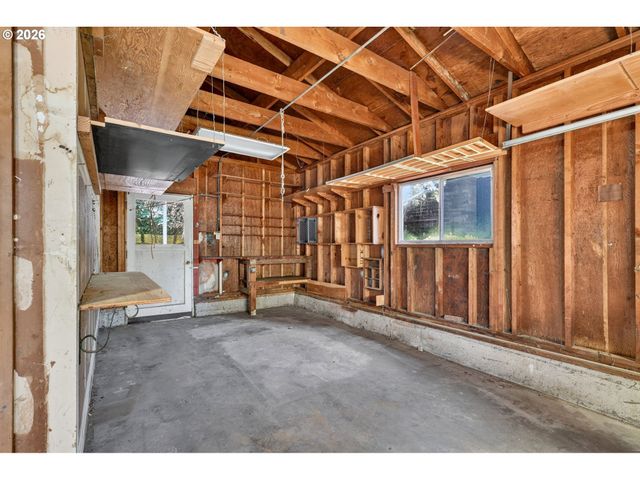 4545 Se FRANKLIN St, Portland, OR 97206