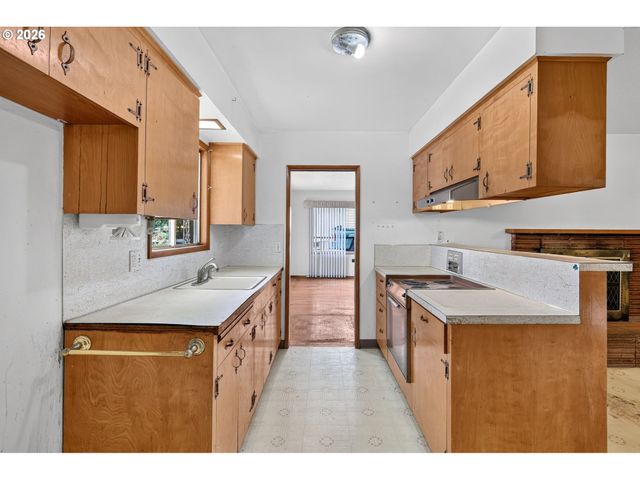 4545 Se FRANKLIN St, Portland, OR 97206