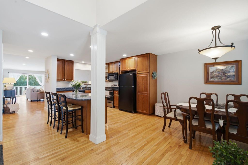 33 Feeney Way 23, Portland, ME 04103 — photo 5