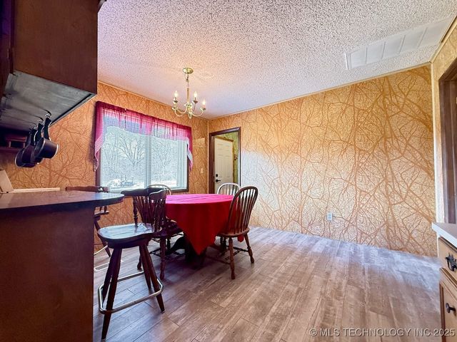 18411 S Lake Region Road, Hulbert, OK 74441