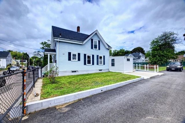 37 Taber Ave, Brockton, MA 02302