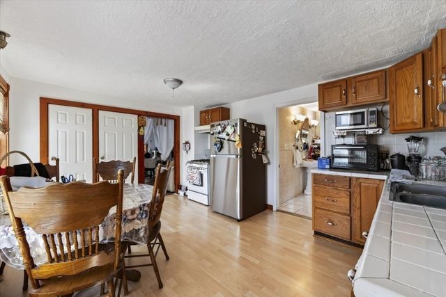 37 Taber Ave, Brockton, MA 02302