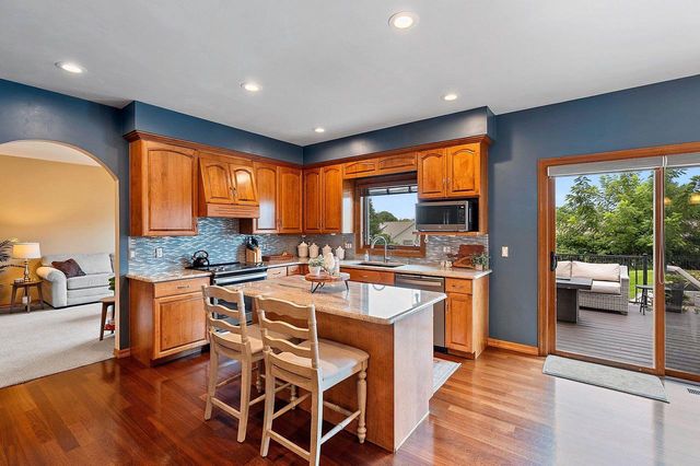 2770 PRAIRIE GARDEN TRAIL, Green Bay, WI 54313