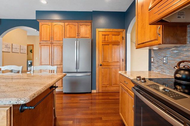 2770 PRAIRIE GARDEN TRAIL, Green Bay, WI 54313