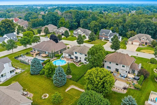 2770 PRAIRIE GARDEN TRAIL, Green Bay, WI 54313