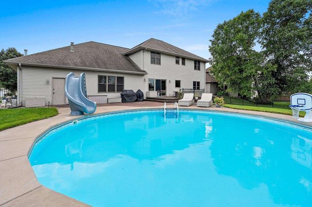 2770 PRAIRIE GARDEN TRAIL, Green Bay, WI 54313