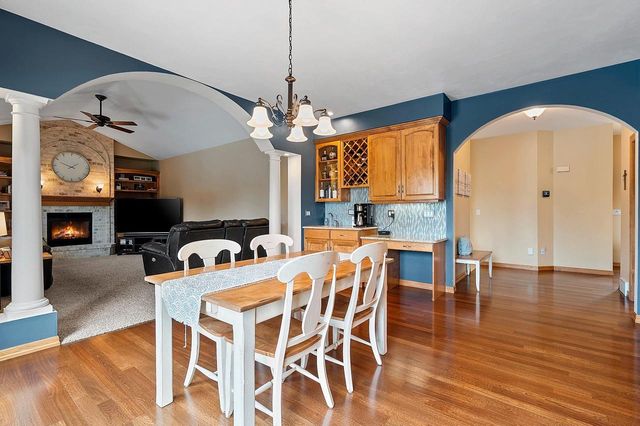 2770 PRAIRIE GARDEN TRAIL, Green Bay, WI 54313