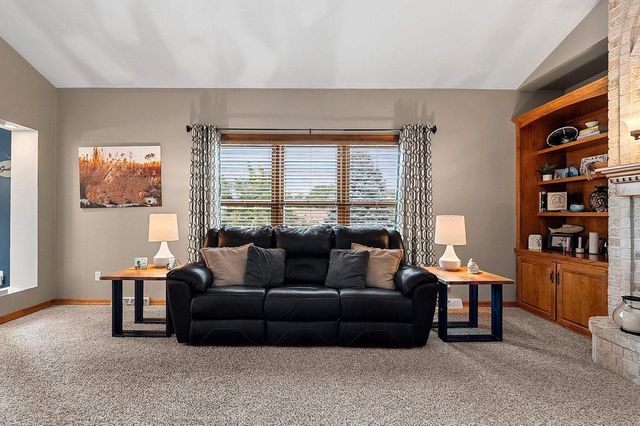 2770 PRAIRIE GARDEN TRAIL, Green Bay, WI 54313