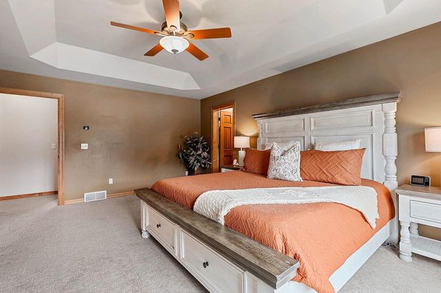 2770 PRAIRIE GARDEN TRAIL, Green Bay, WI 54313