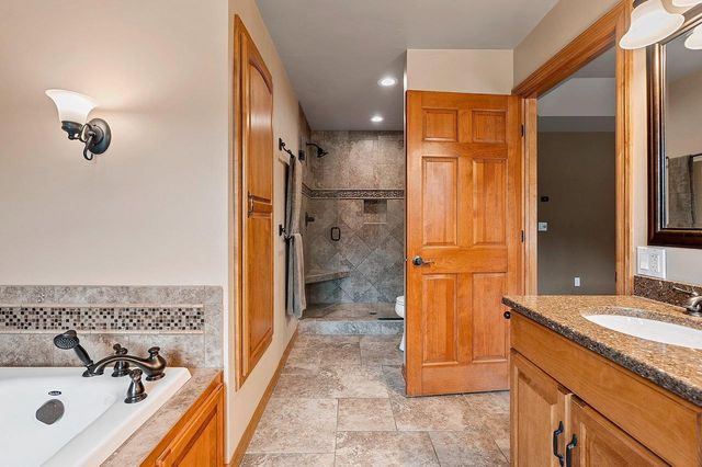 2770 PRAIRIE GARDEN TRAIL, Green Bay, WI 54313