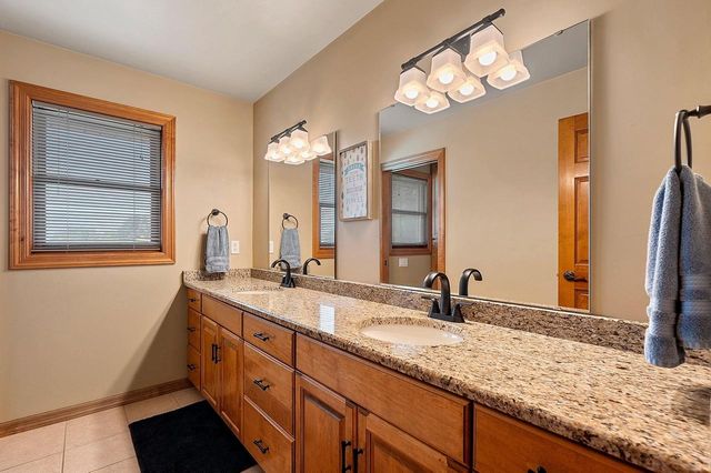 2770 PRAIRIE GARDEN TRAIL, Green Bay, WI 54313