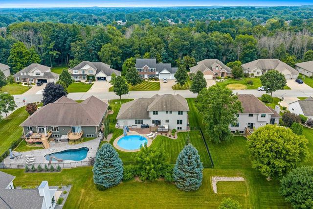 2770 PRAIRIE GARDEN TRAIL, Green Bay, WI 54313