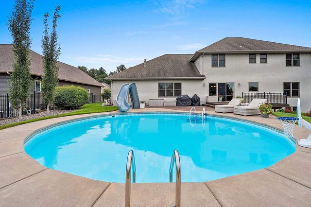 2770 PRAIRIE GARDEN TRAIL, Green Bay, WI 54313