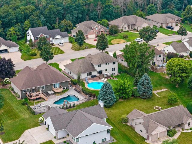 2770 PRAIRIE GARDEN TRAIL, Green Bay, WI 54313