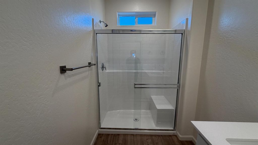 Image 17 of property listing at 2173 N Renn Avenue, Clovis, CA 93619