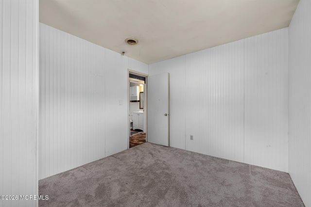 33 Stagecoach Road, Southampton, NJ 08088