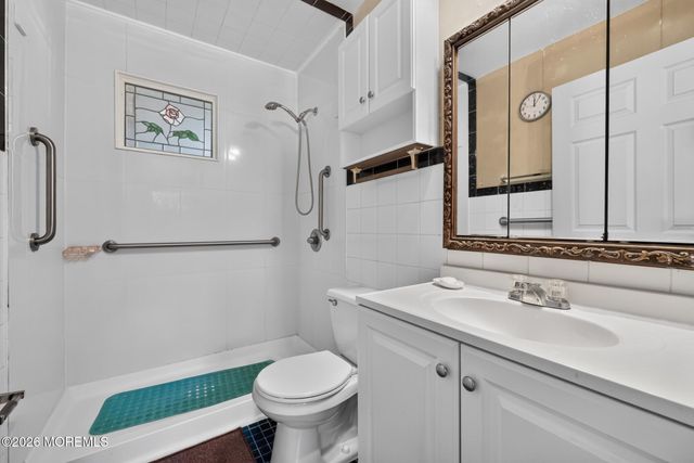 33 Stagecoach Road, Southampton, NJ 08088