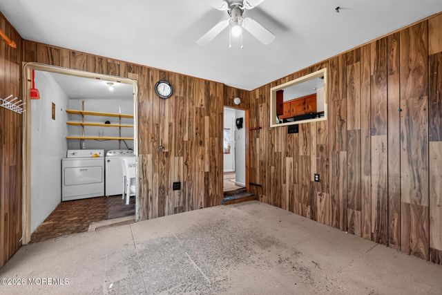 33 Stagecoach Road, Southampton, NJ 08088