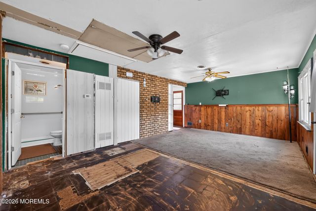 33 Stagecoach Road, Southampton, NJ 08088