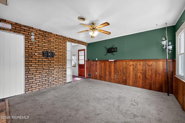 33 Stagecoach Road, Southampton, NJ 08088