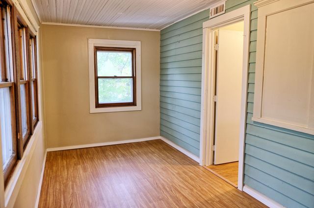 3300 41st Avenue S, Minneapolis, MN 55406