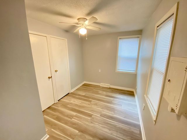 3300 41st Avenue S, Minneapolis, MN 55406