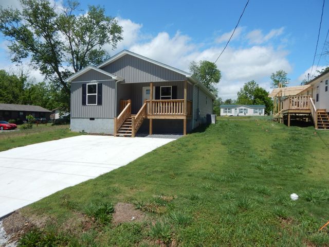 201 Kelsey Street, Etowah, TN 37331