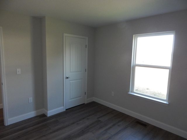 201 Kelsey Street, Etowah, TN 37331