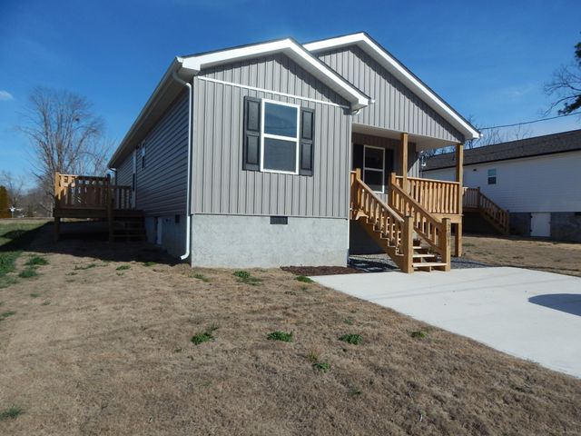 201 Kelsey Street, Etowah, TN 37331